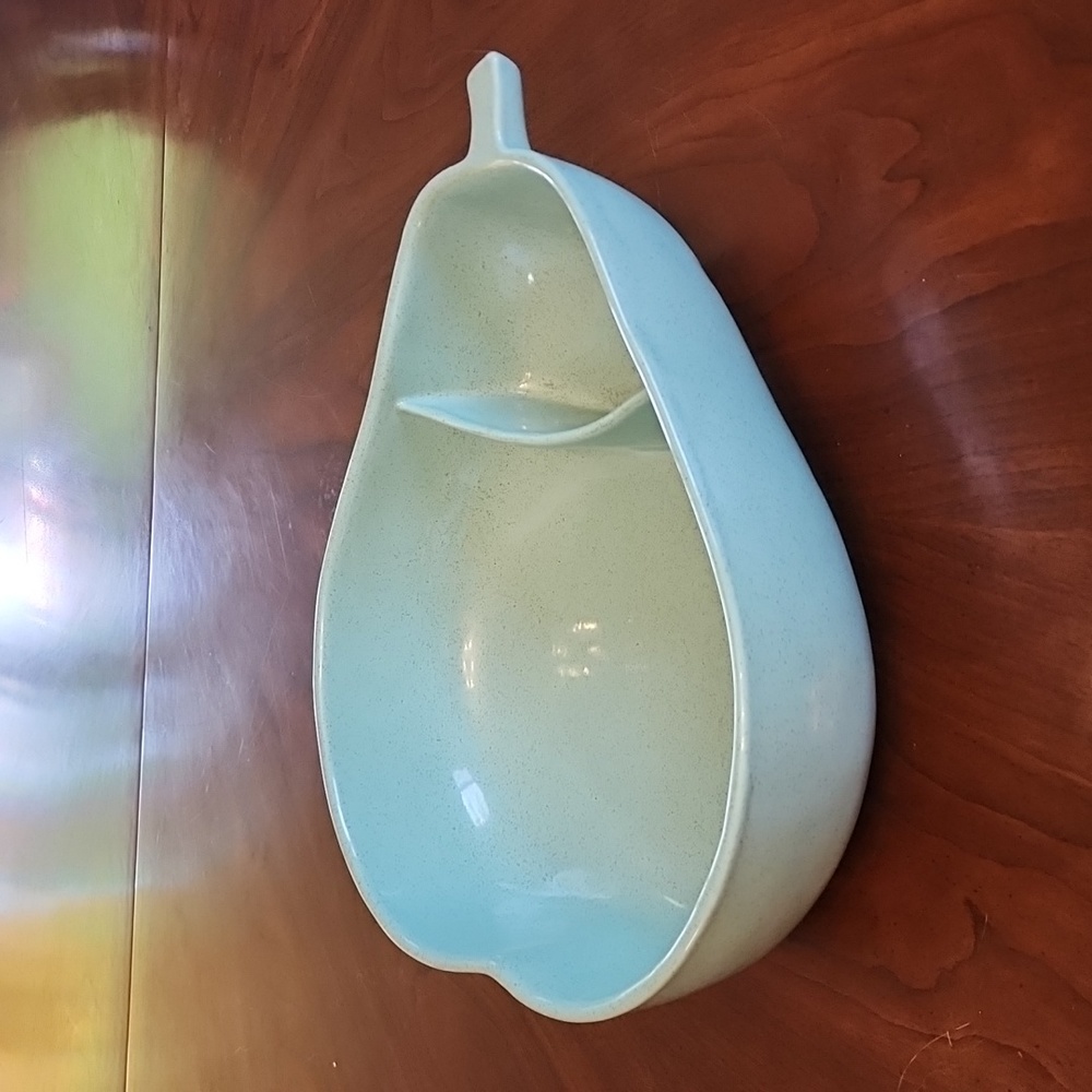 Vintage Pfaltzgraff Pottery 2433 Divided PEAR Serving Bowl
